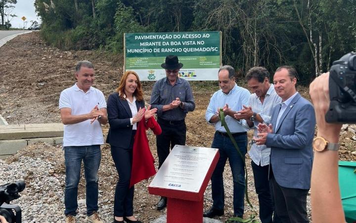 Inaugurado oficialmente o asfalto no Morro do Boa Vista em Rancho Queimado