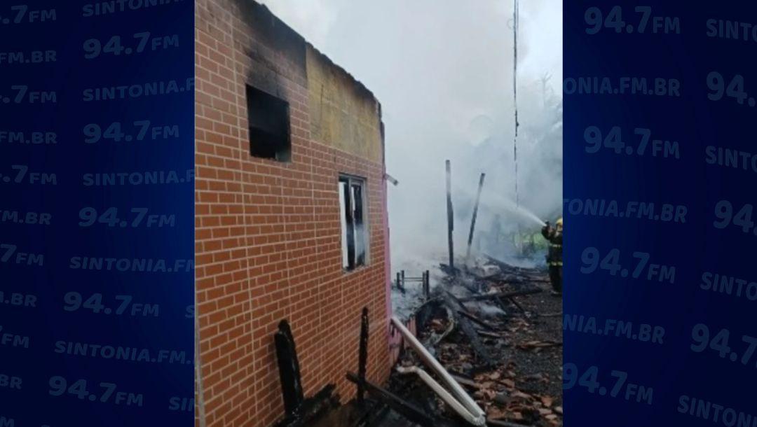 Incêndio criminoso em Taió: um suspeito foi preso e dois seguem foragidos