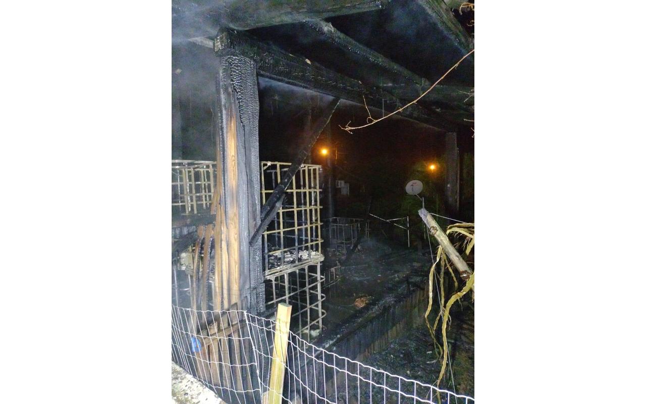 Incêndio destrói depósito no Cerro Negro em Ituporanga