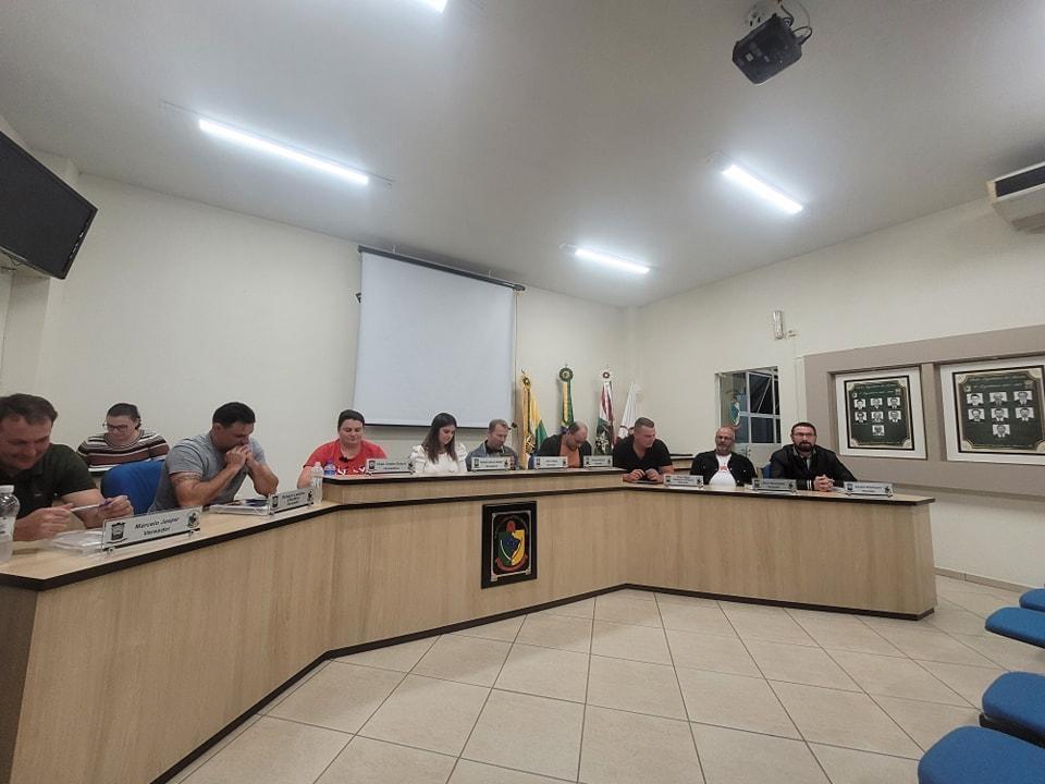 Indicação de melhoria nas estradas foram apresentadas na Câmara de Vereadores de Aurora