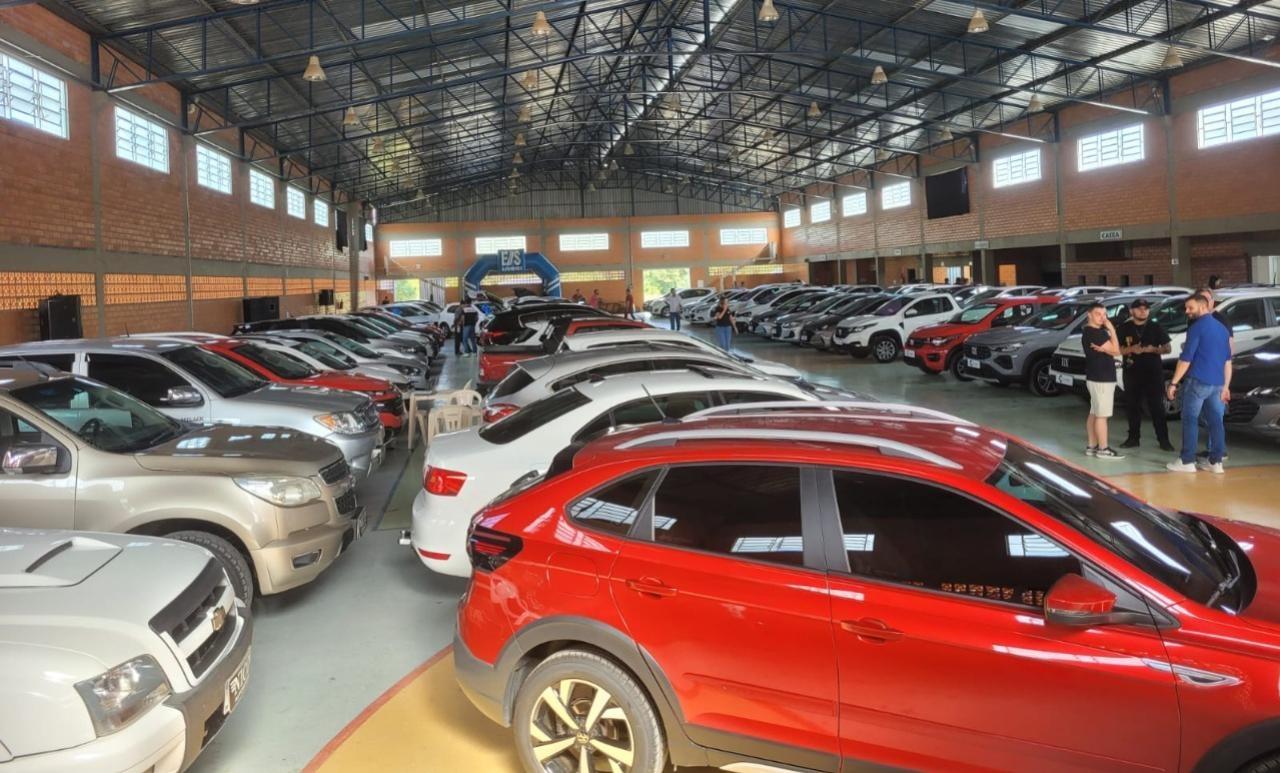 3º Feirão do Automóvel de Ituporanga inicia hoje (28) com a presença do Estúdio Móvel da Sintonia FM