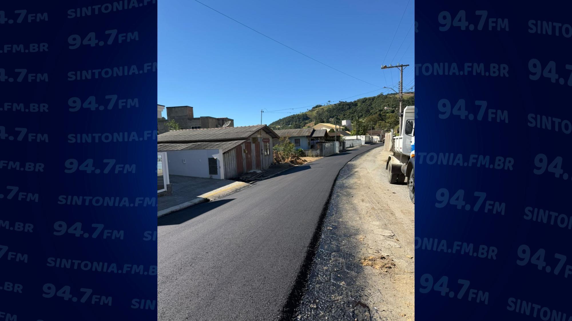 Inicia obra de asfaltamento no bairro Estreito até o hospital em Alfredo Wagner
