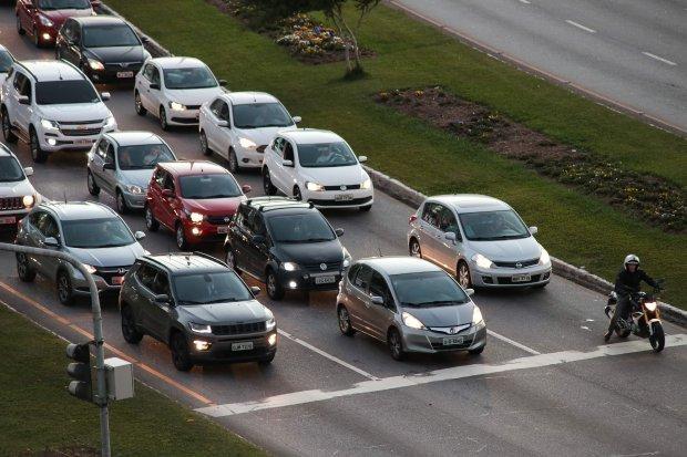 IPVA parcelado de veículos com placas final 1 vence dia 11 de janeiro