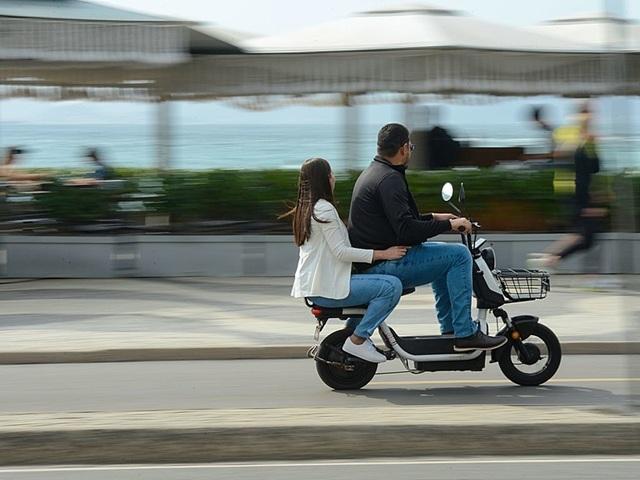 Ituporanga prepara regras para trânsito de bicicletas elétricas, scooters e patinetes 