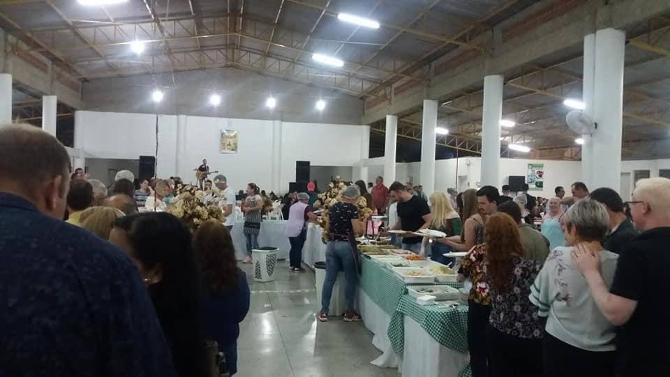 Jantar em prol da APAE de Imbuia arrecada mais de R$ 30 mil