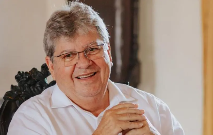 João Azevêdo (PSB) é reeleito governador da Paraíba