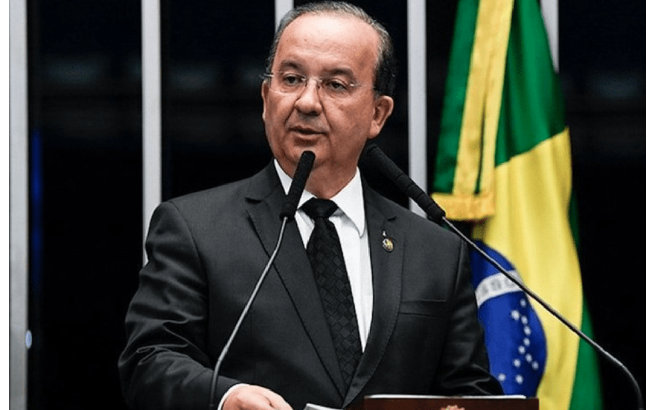 Jorginho Mello se reúne com comando da PM e determina preservação da ordem em SC