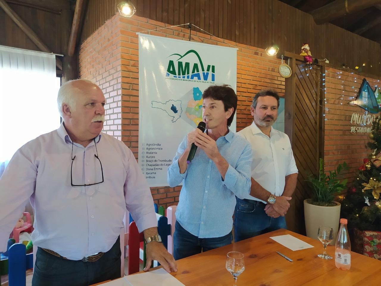 Prefeito de Agrolândia é o novo presidente da Amavi