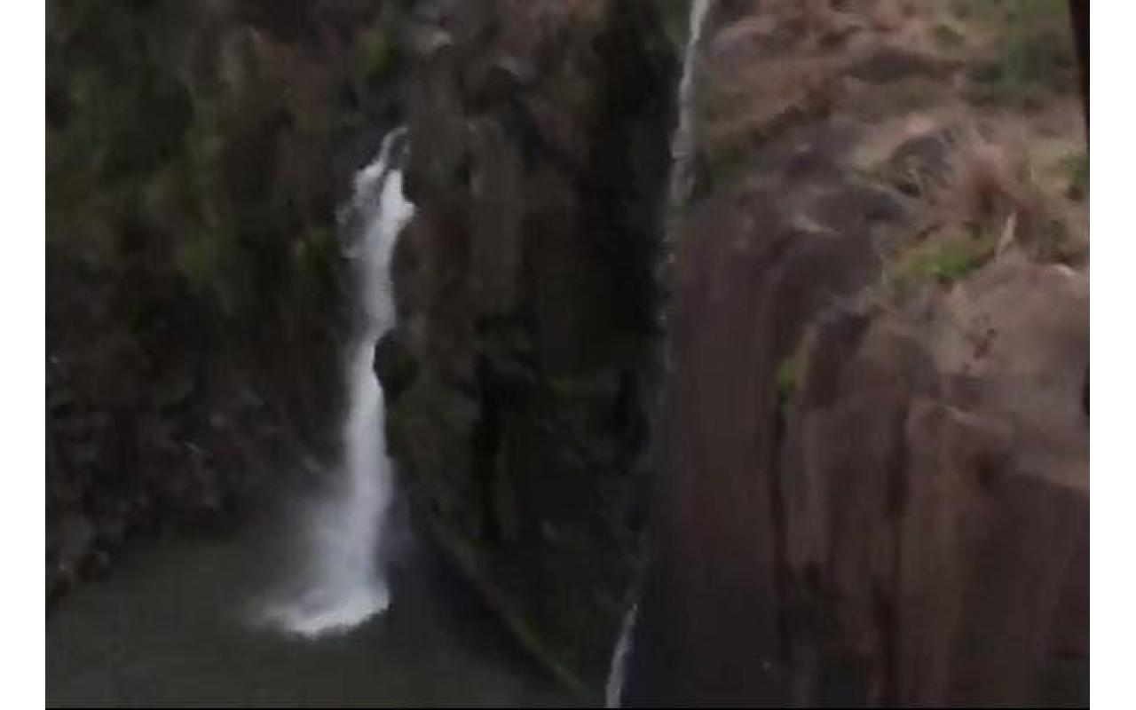 Jovens morrem após caírem de cachoeira em Lages, na Serra de SC