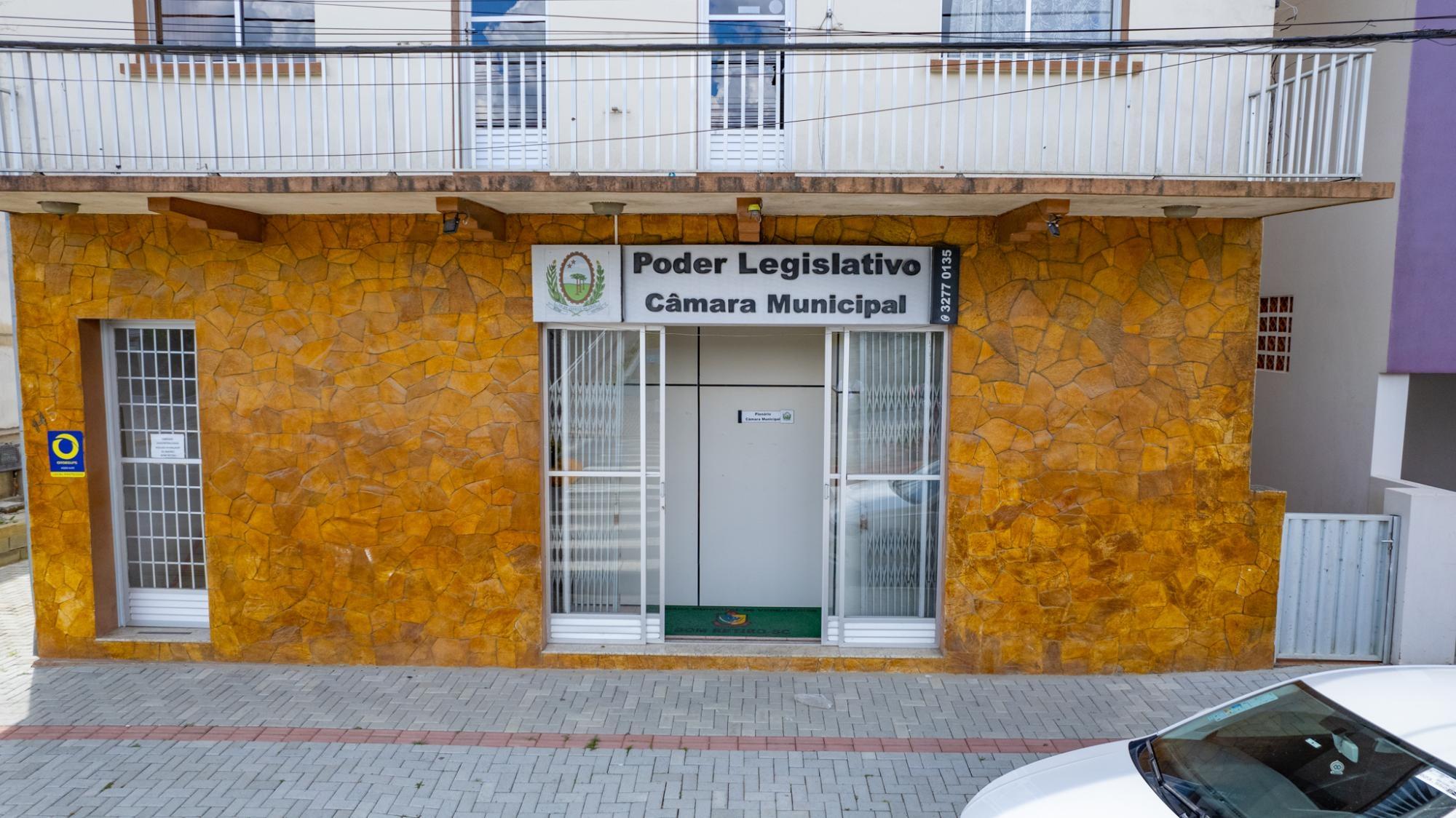 Juíza cassa mandatos de vereadores do PL em Bom Retiro