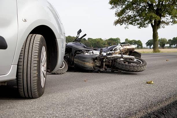 Justiça condena DNIT a indenizar motociclista que ficou paraplégico após acidente na BR-470