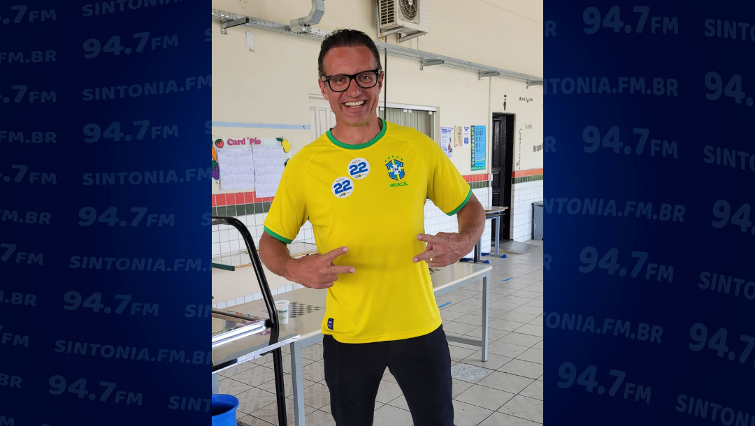 Léo Kruscinski (PL) vota na Escola Aleixo Dellagiustina em Ituporanga