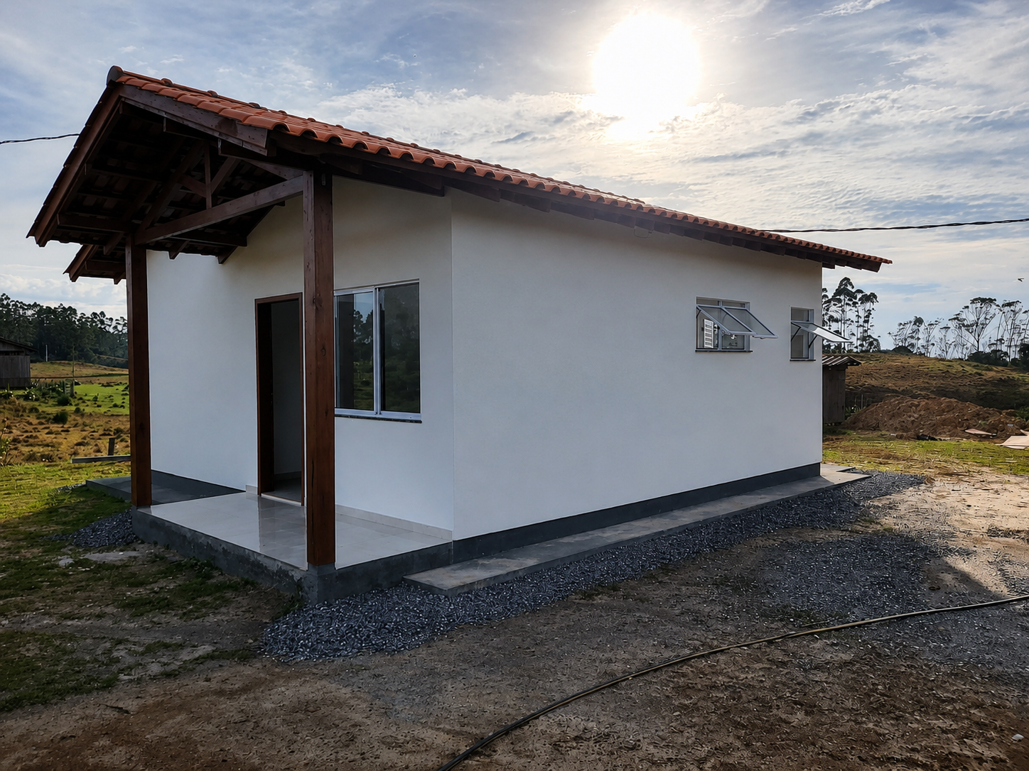 Leoberto Leal entrega casas do projeto de habitação rural e promove evento especial neste sábado (15) pelo Agosto Lilás