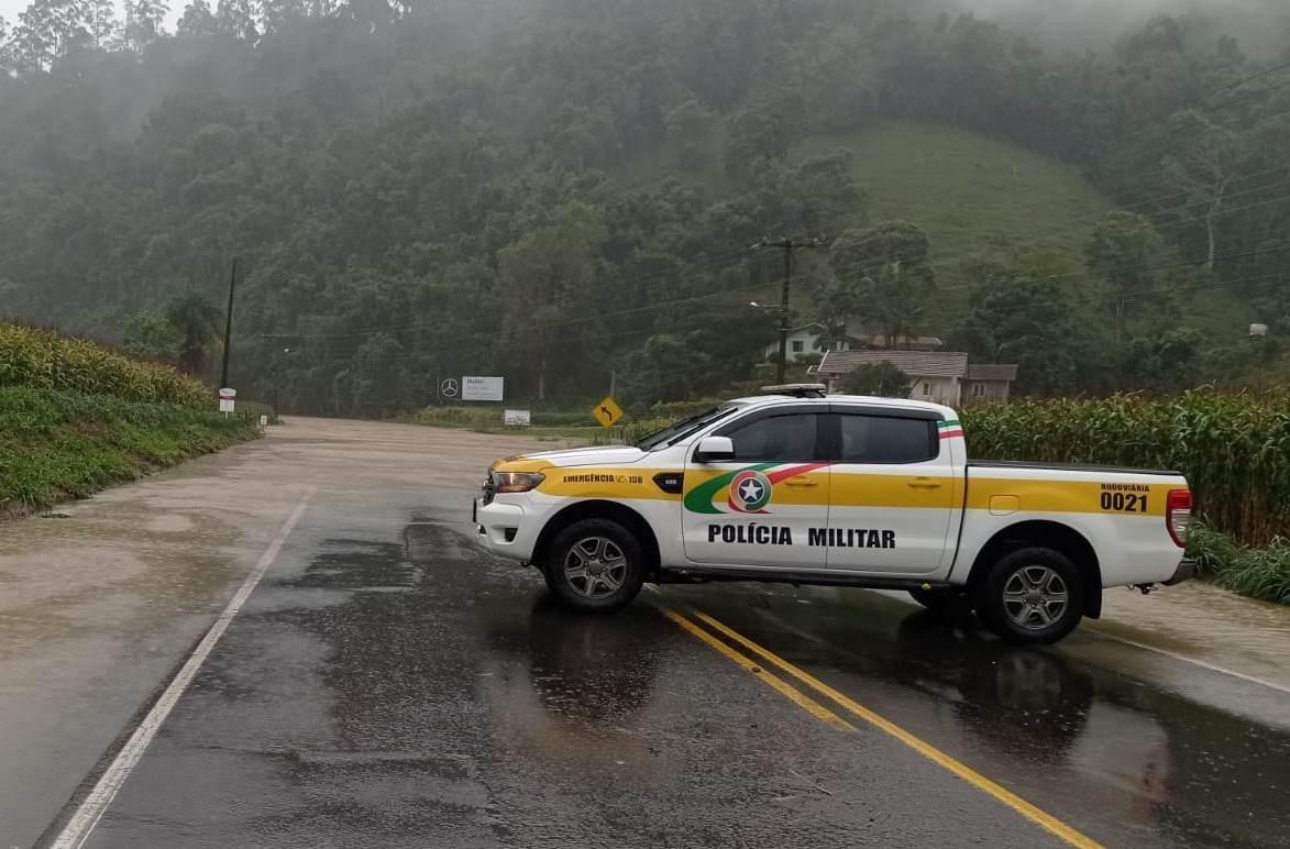 Liberado trânsito na SC-350 entre Ituporanga e Rio do Sul
