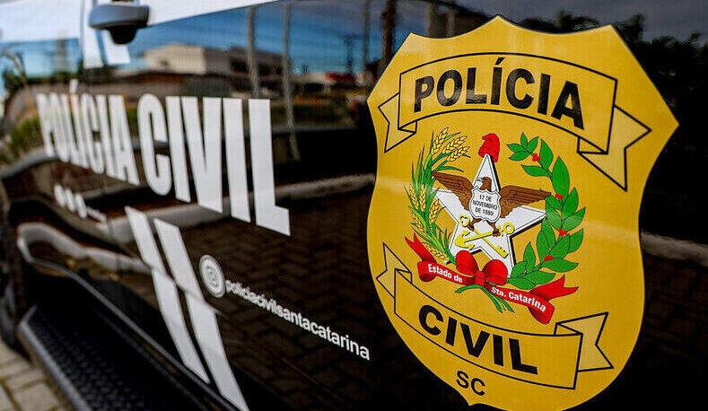 Mãe e padrasto são indiciados por morte de criança de dois anos no Alto Vale