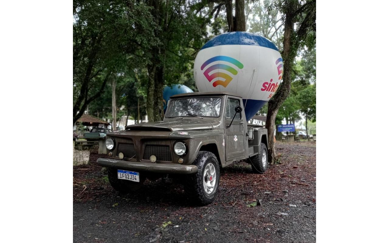 Mais de 350 veículos antigos participam do 10º encontro em Ituporanga