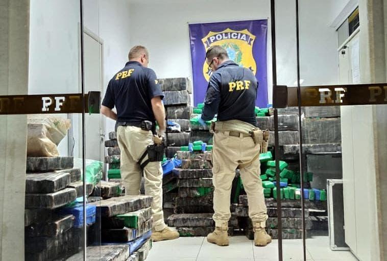 Mais de duas toneladas de maconha são apreendidas em Santa Catarina 
