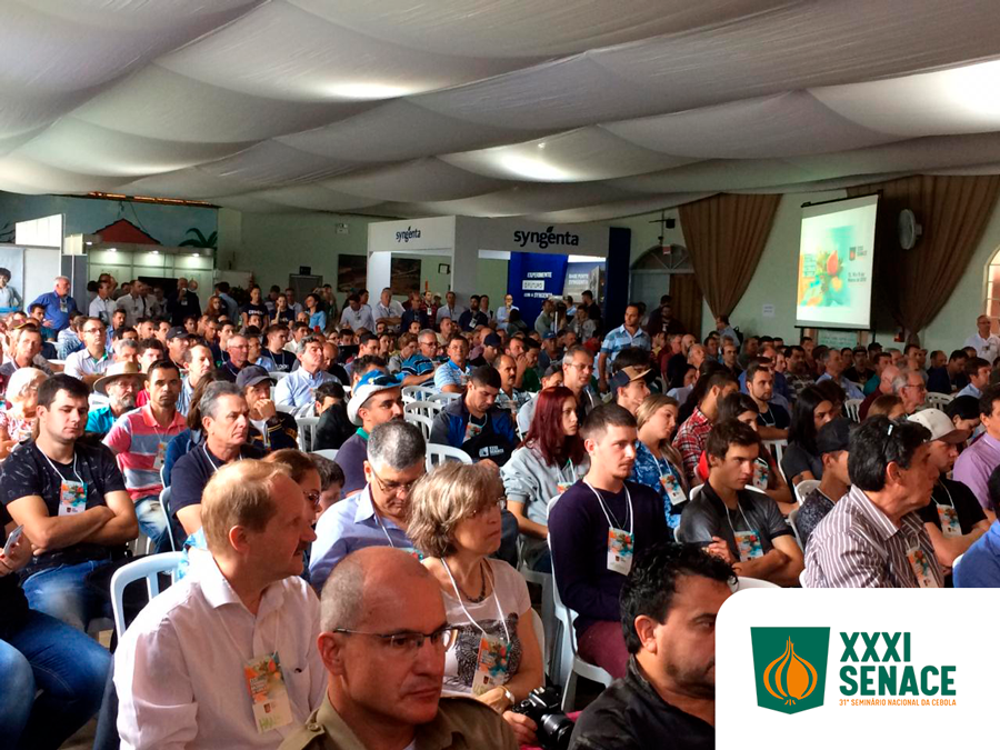 Mais de mil pessoas participam do Seminário Nacional da Cebola em Alfredo Wagner