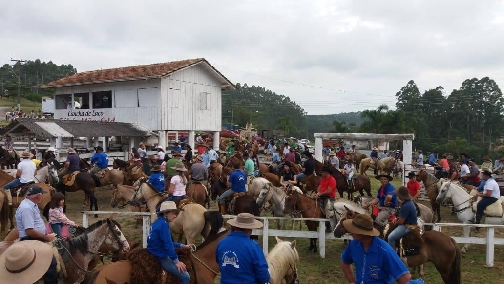 Mais de R$ 87 mil são arrecadados com cavalgada em prol do Abrigo Mão Amiga