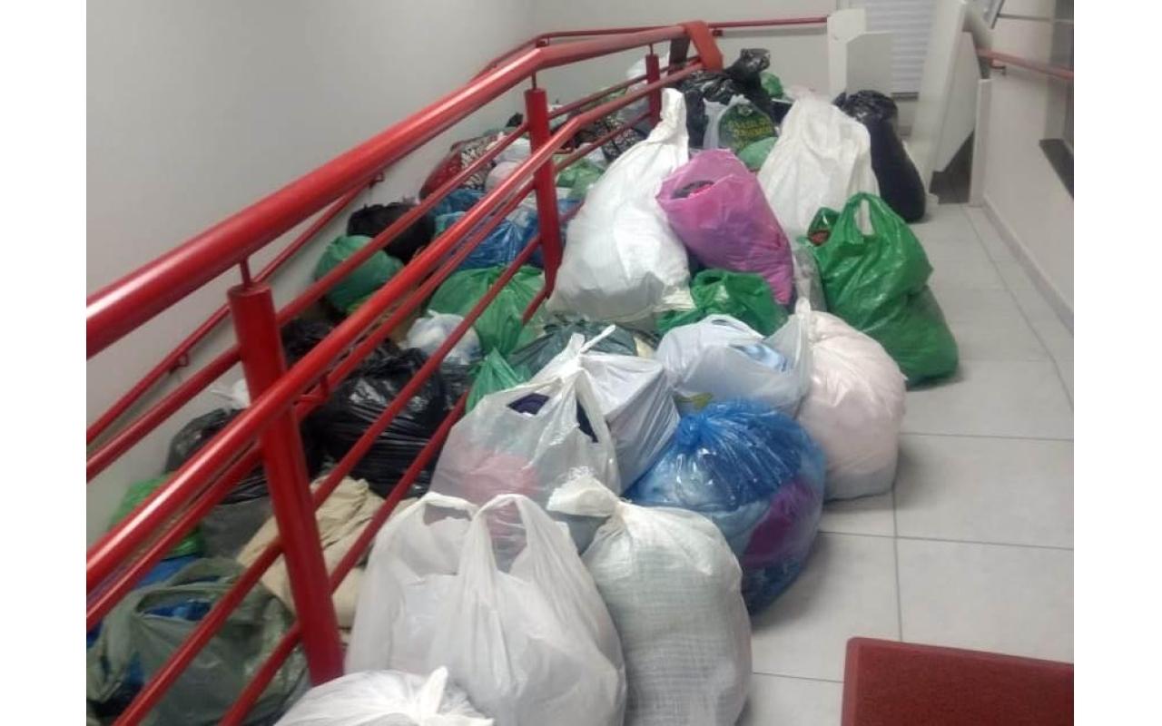 Mais de três toneladas de doações são arrecadadas na Campanha do Agasalho dos Bombeiros de Ituporanga