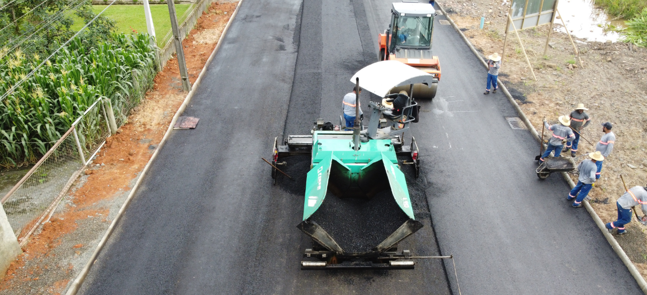 Mais uma rua é pavimentada no município de Agrolândia