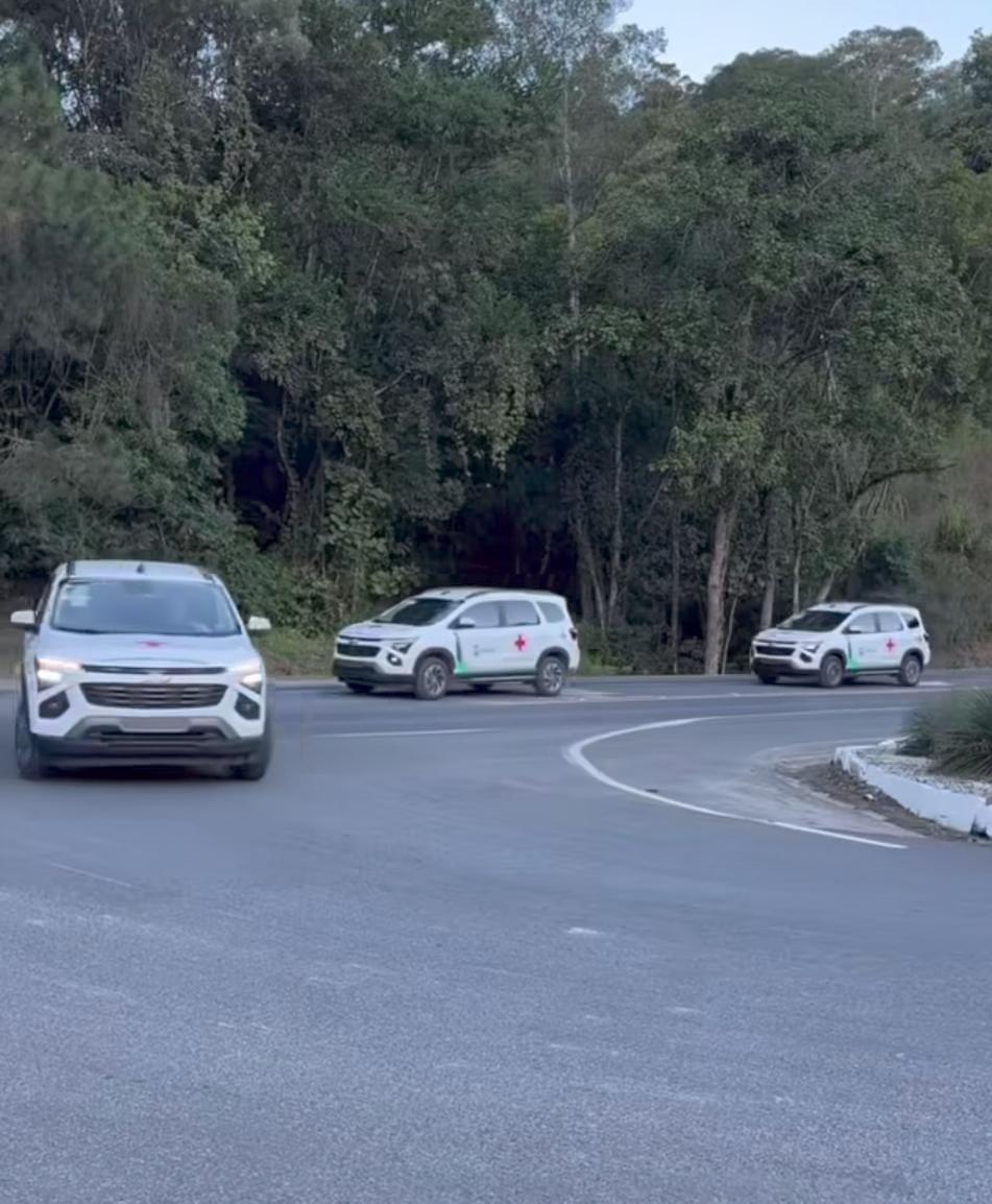 Manutenção das estradas avança no interior de Aurora