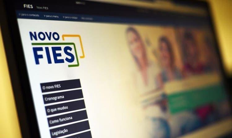 MEC prorroga por dois dias inscrições para o Fies 