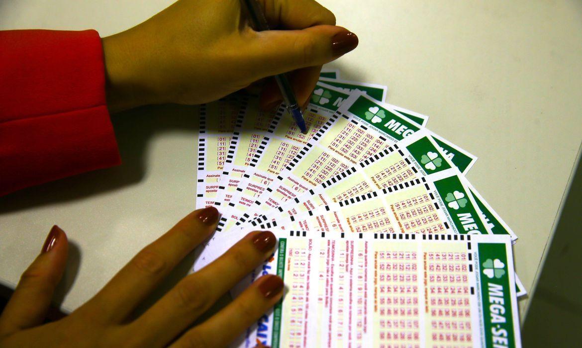 Mega acumula e próximo concurso deve pagar R$ 90 milhões