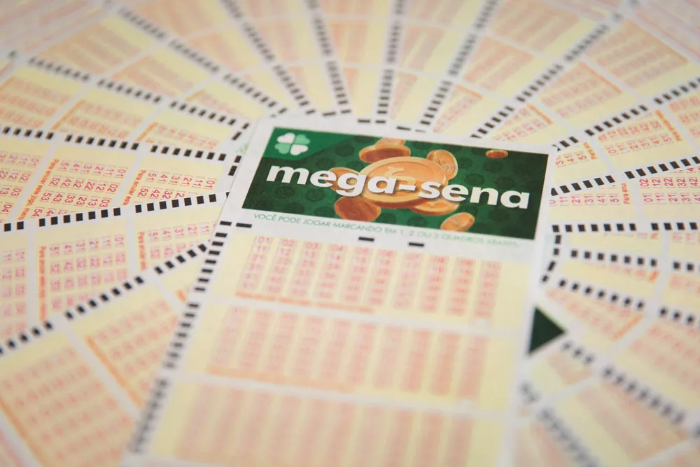 Mega-Sena acumula em prêmio de R$ 100 milhões