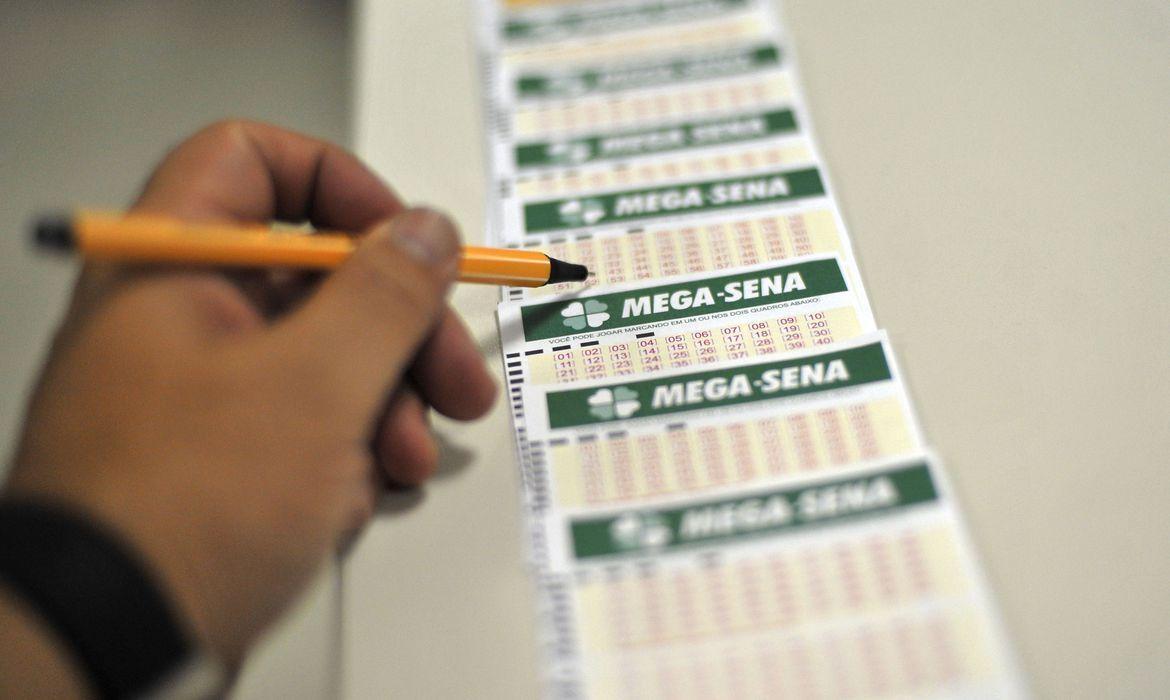 Loterias: Mega-Sena sorteia nesta quarta-feira prêmio de R$ 45 milhões