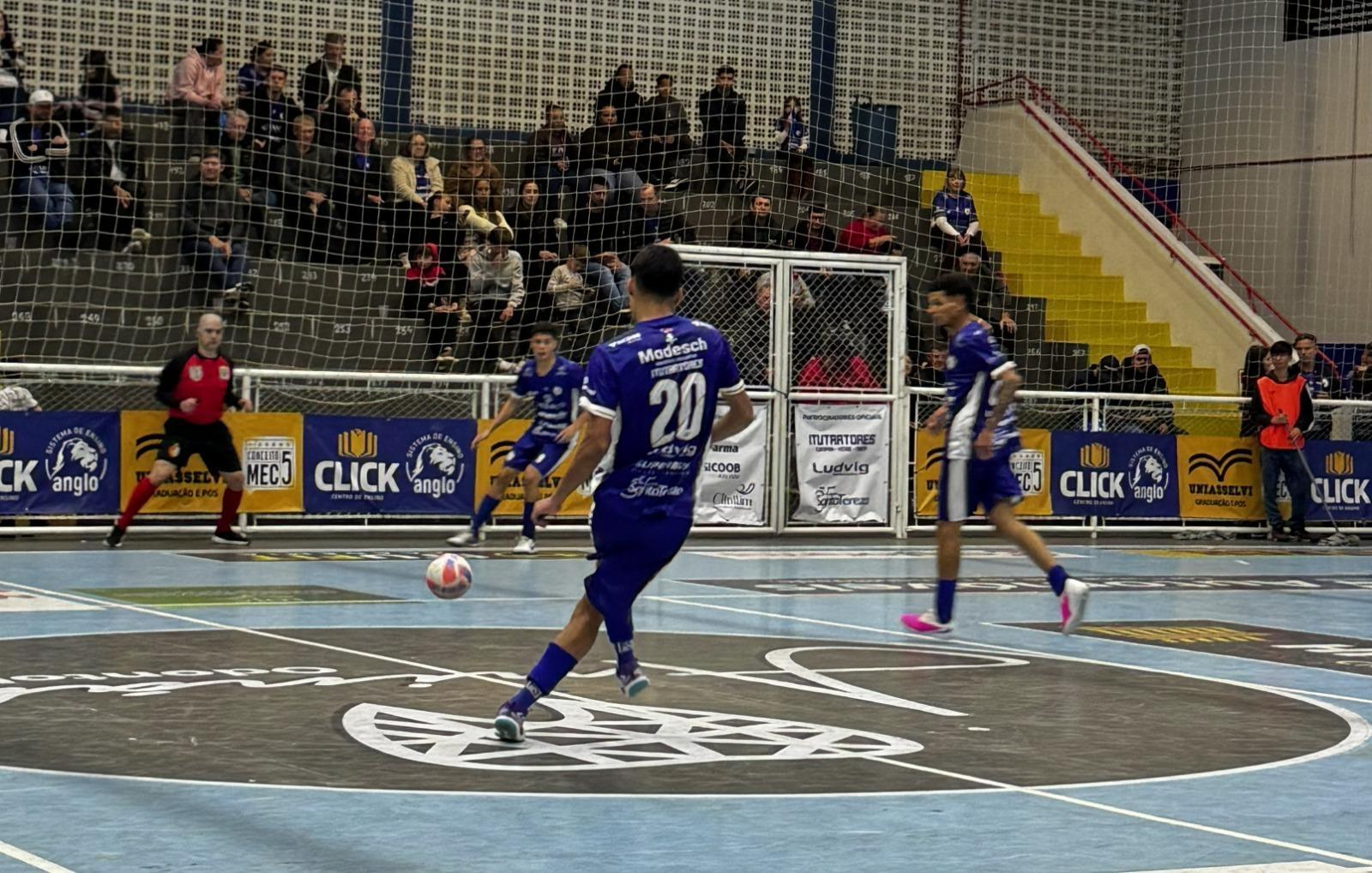 Moitas Futsal busca vaga nas semifinais do Campeonato Catarinense