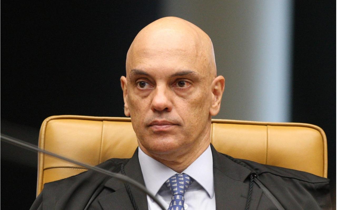 Moraes manda bloquear contas bancárias de pessoas e empresas que estariam financiando manifestações