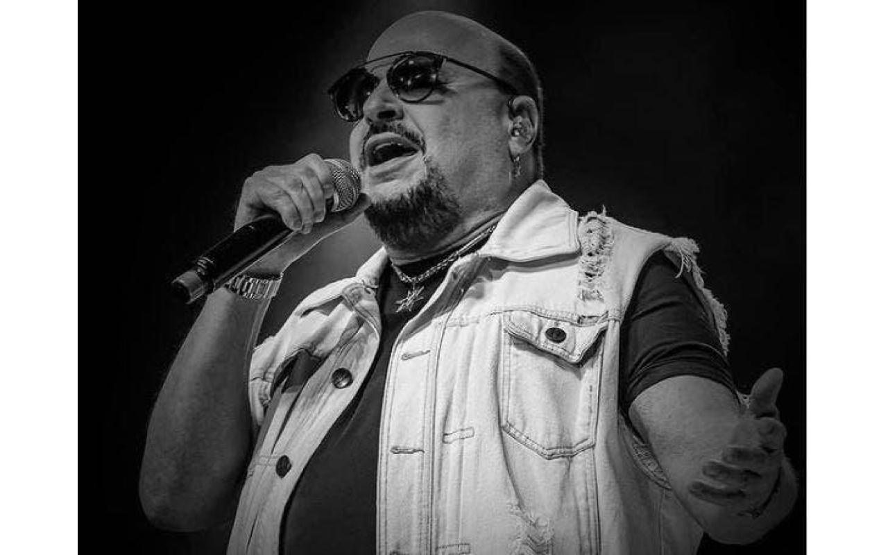 Morre Paulinho, vocalista do Roupa Nova, após contrair Covid-19