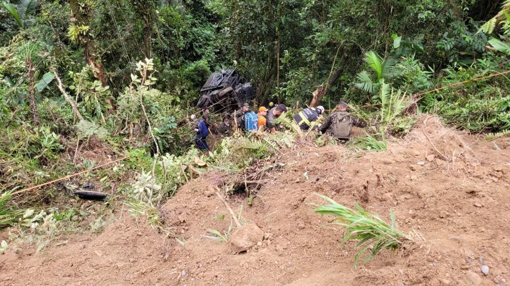 Morre terceira vítima de acidente com caminhão do Exército em Blumenau