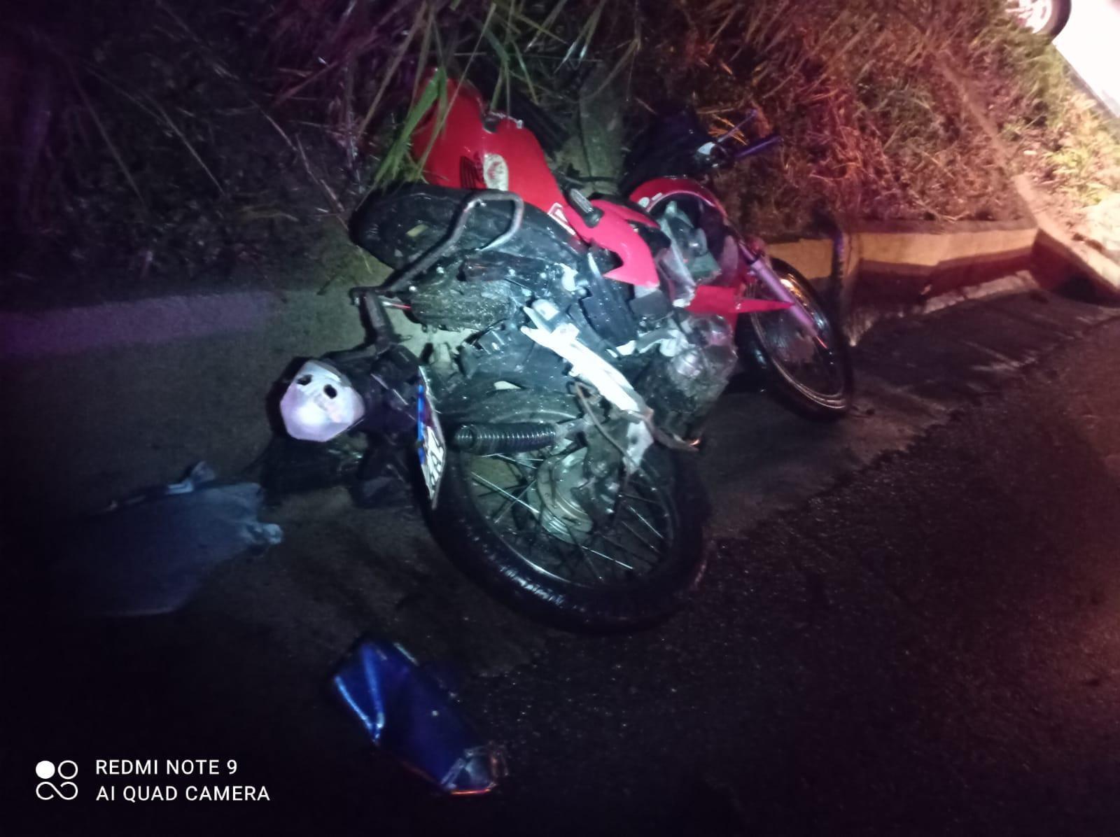 Motociclista fica gravemente ferido após colisão frontal na BR-470