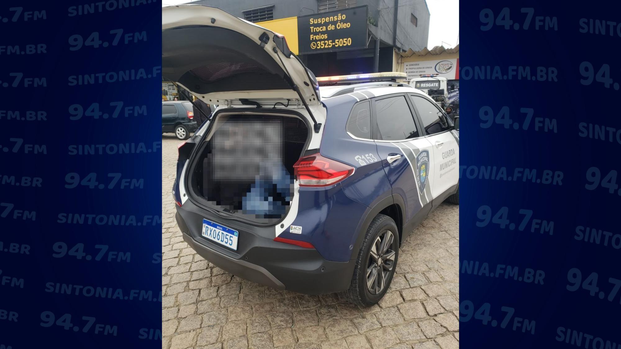 Motorista é preso por embriaguez ao volante após bater em três veículos no Alto Vale