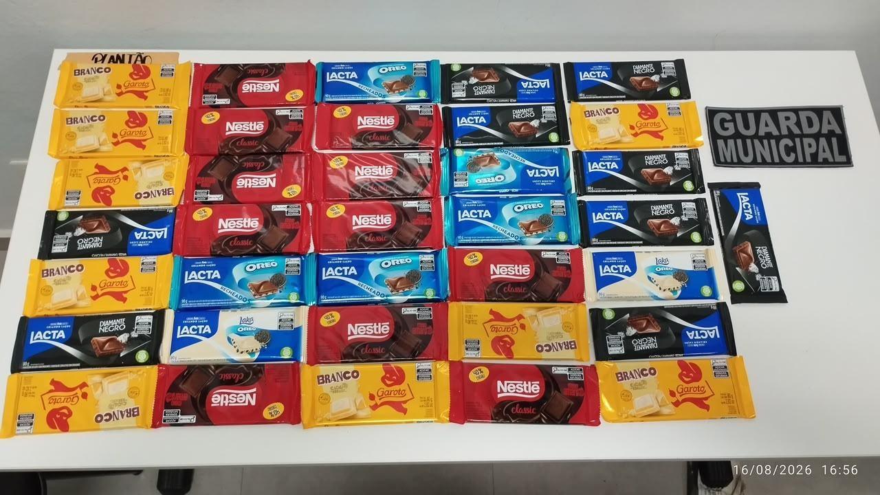 Mulher é presa após furto de chocolates em supermercado