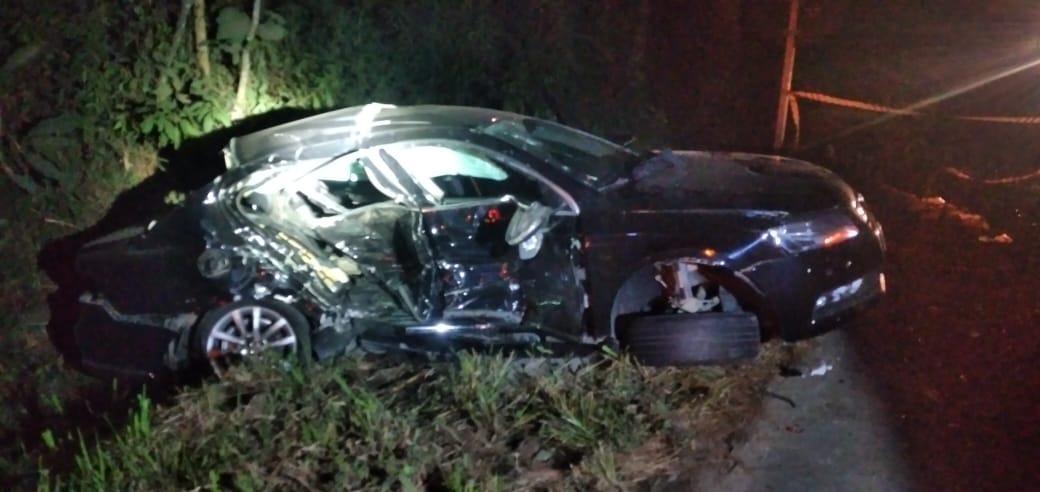 Mulher morre em acidente na BR-470 