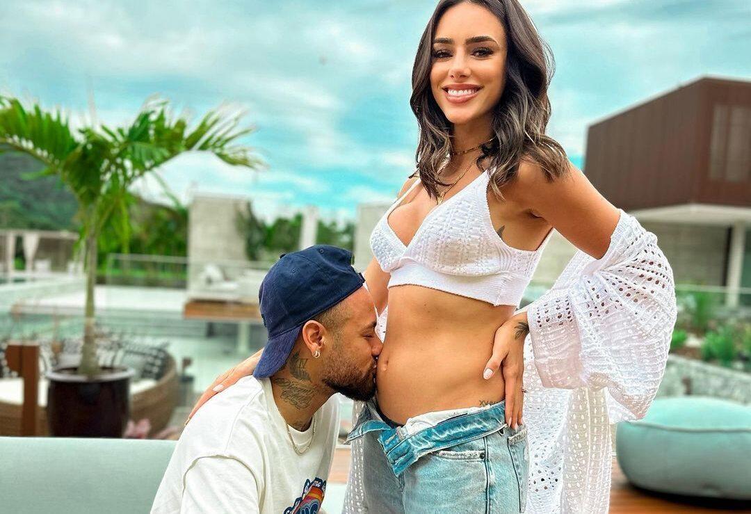 Neymar anuncia que será pai pela segunda vez
