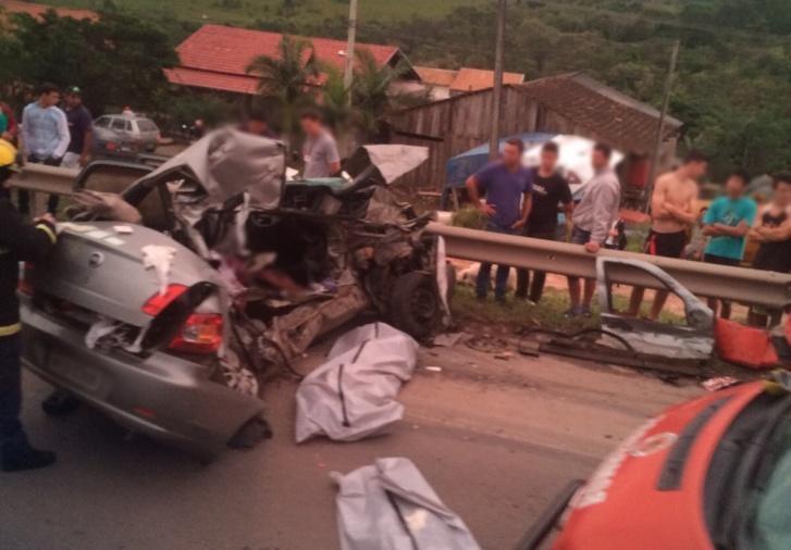 Acidente mata quatro pessoas na BR-470 em Pouso Redondo