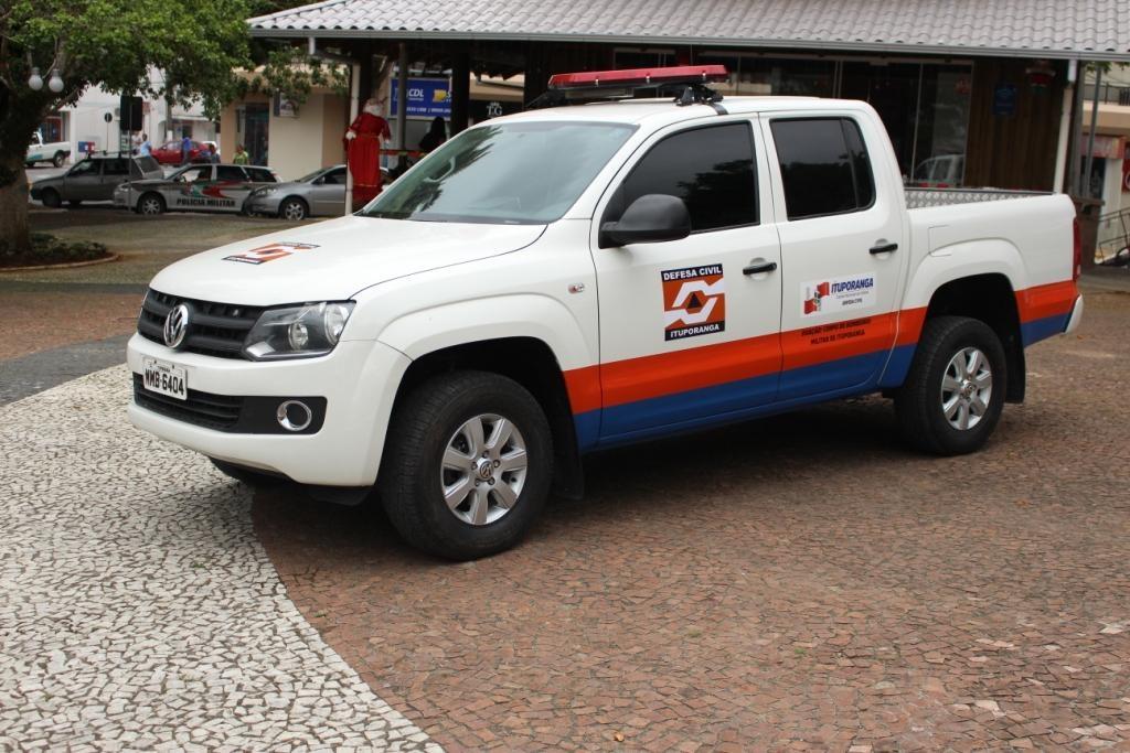 Administração de Ituporanga recebe veículo do Corpo de Bombeiros