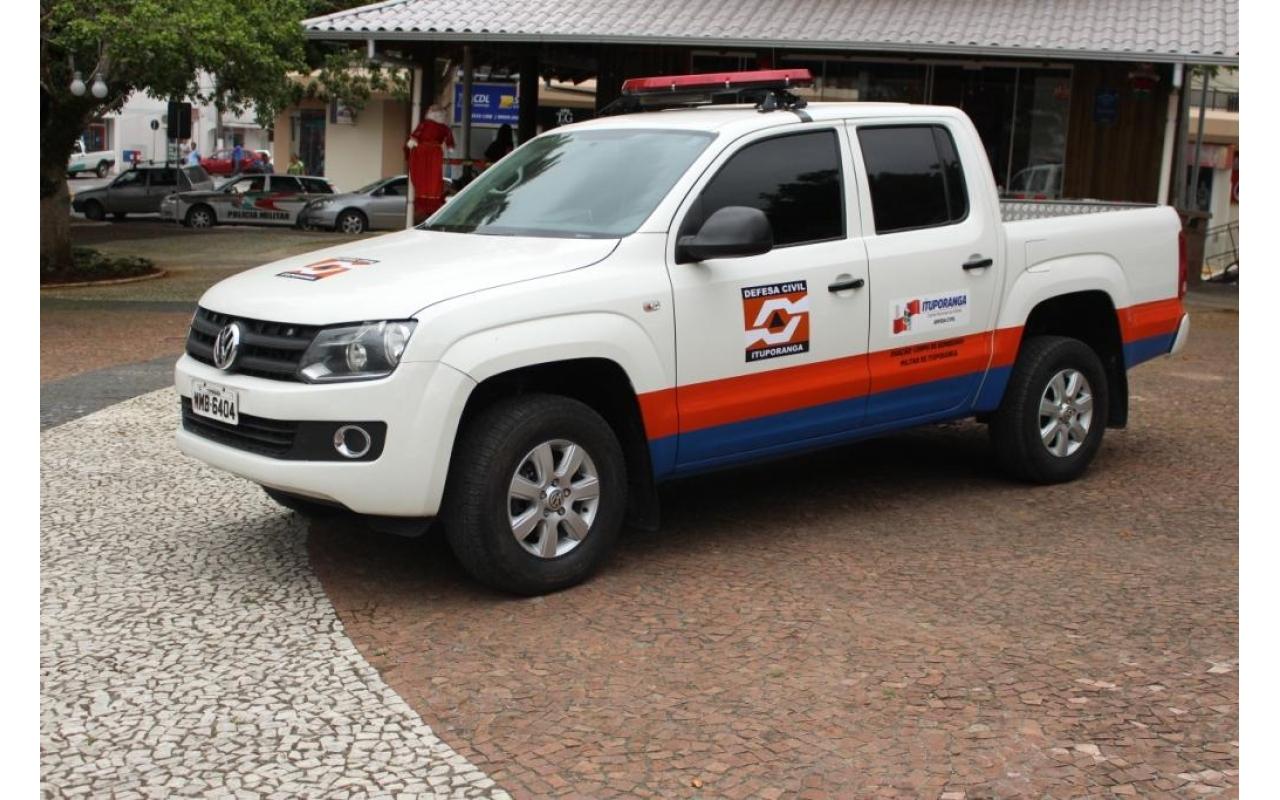 Administração de Ituporanga recebe veículo do Corpo de Bombeiros