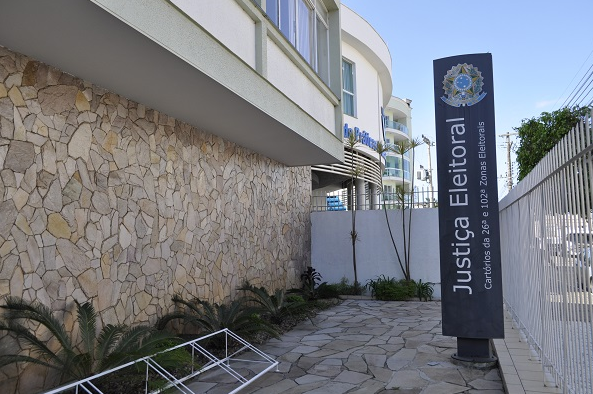 Alto Vale tem 10 mil títulos de eleitores cancelados