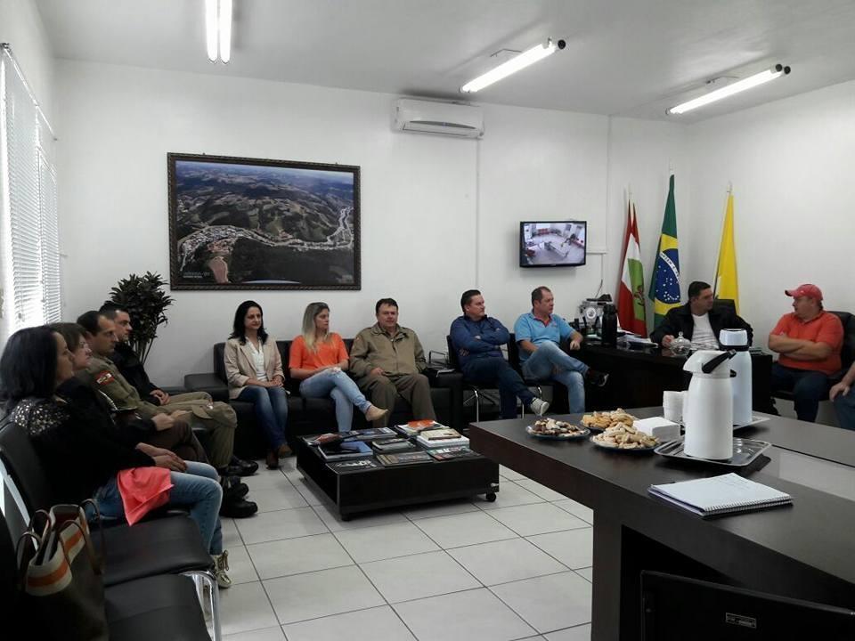 Aurora realiza campanha de preservação do Rio Itajaí do Sul