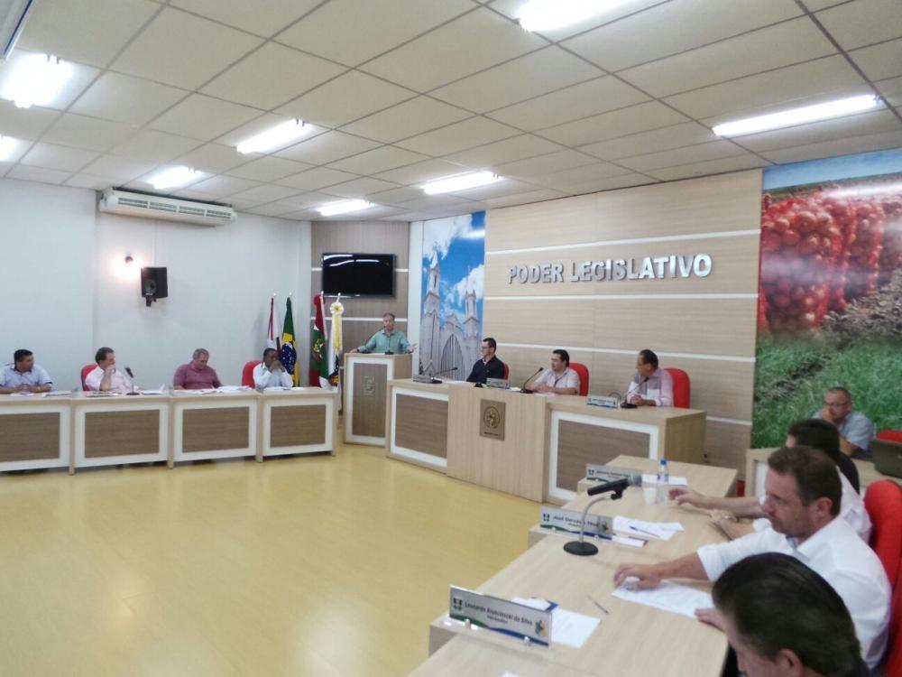 Câmara cria CPI para investigar suspeita de irregularidades na compra de asfalto em Ituporanga