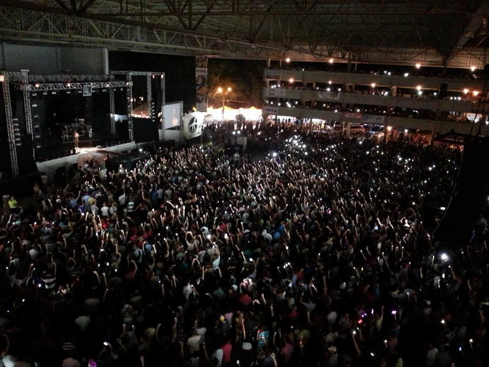 Com a Arena lotada Festa da Cebola encerra com shows de Milionário & Marciano e Lucas Lucco