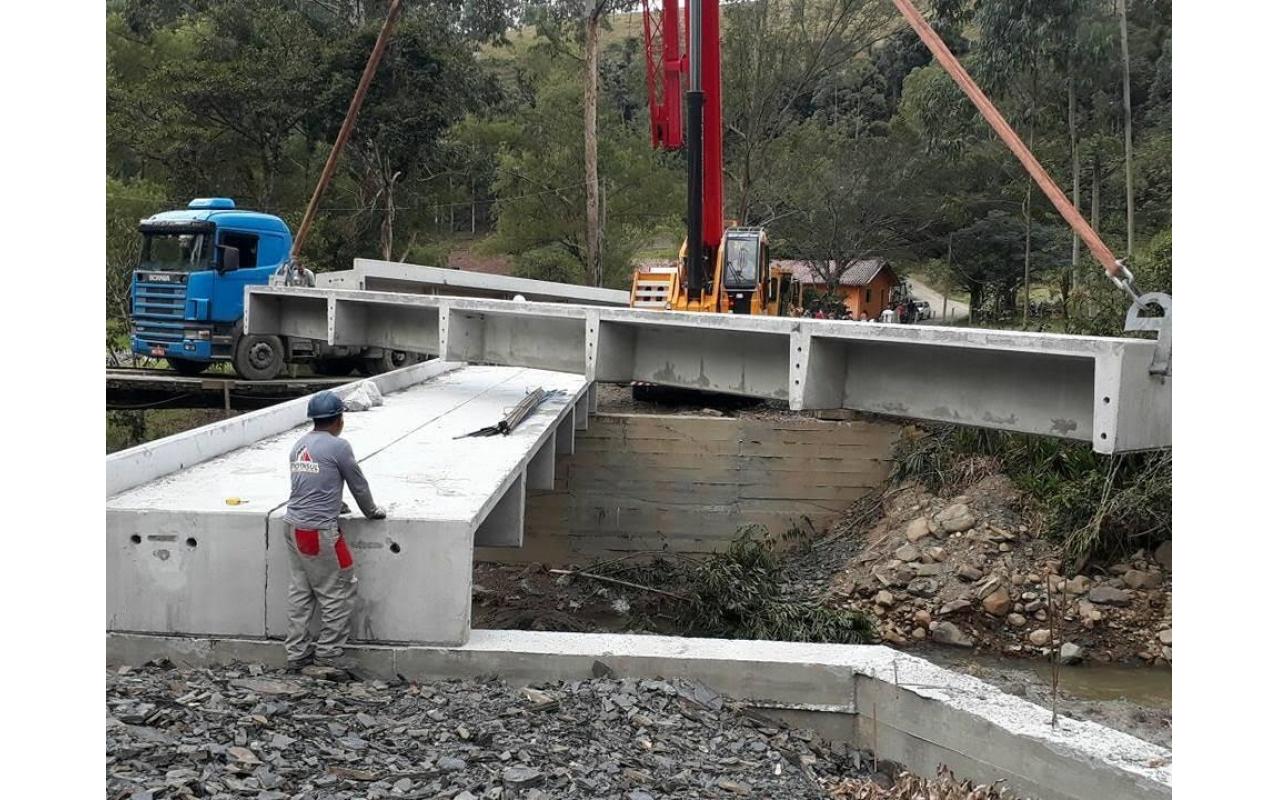 Concluídas obras da nova ponte de Baixo Molungu em Vidal Ramos