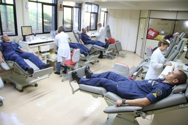 Corpo de Bombeiros reforça a importância da doação de sangue com ação no Hemosc