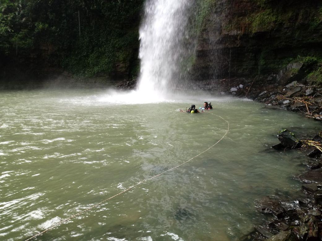 Menino de 12 anos morre em cachoeira de Braço do Trombudo