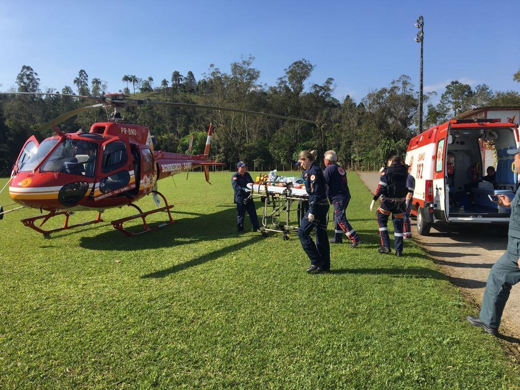 Criança fica ferida após ser atingida por uma televisão, em Taió 
